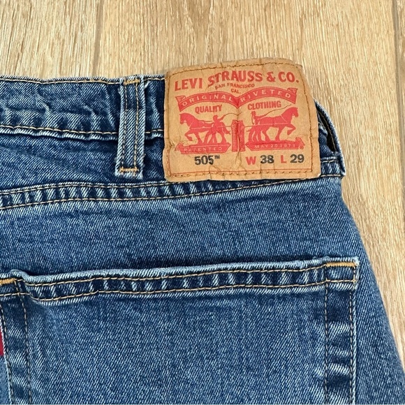 Levi's 505 Men's Zipper Fly Straight Leg Relaxed Fit Jeans Size 38" x 29" GUC - Picture 6 of 8